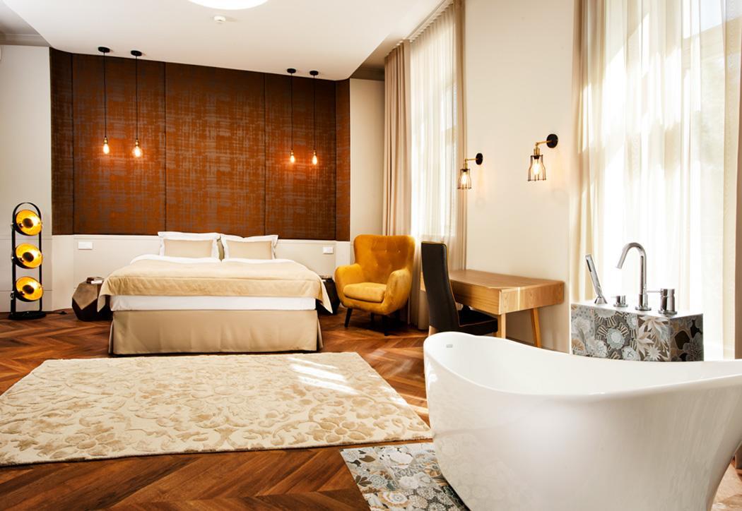 Hotel Nihil Novi ราดอม ภายนอก รูปภาพ